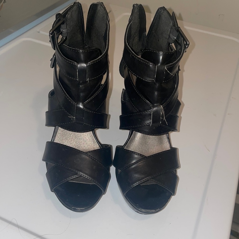 G by guess strappy heel